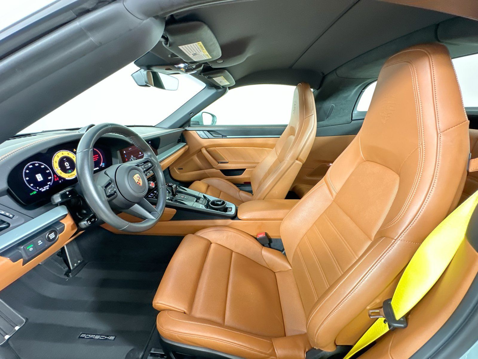 Used 2025 Porsche 911 Targa 4 GTS AWD/4WD image 30