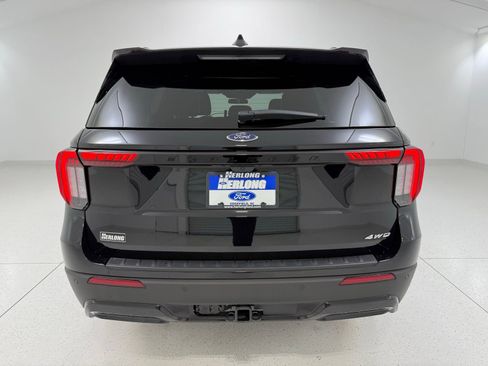 Used 2025 Ford Explorer ST-Line w/ ST-Line Street Pack image 6