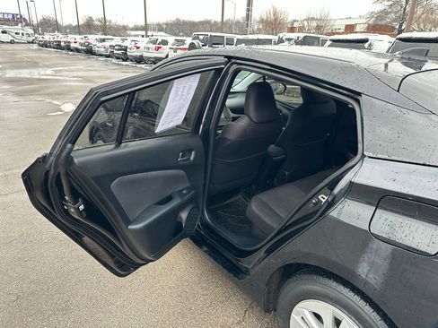 Used 2017 Toyota Prius Three Touring image 13