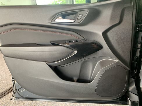 New 2026 Chevrolet Trax RS w/ Driver Confidence Package FWD image 25