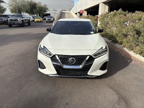 Used 2022 Nissan Maxima SV image 5
