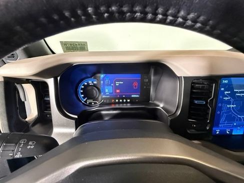 Used 2023 Ford Bronco Wildtrak AWD/4WD image 19