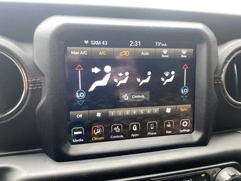 Used 2021 Jeep Wrangler Unlimited Sahara AWD/4WD image 20