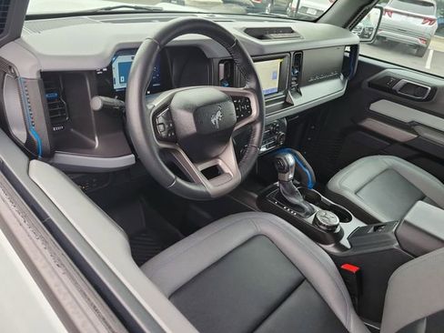 Used 2022 Ford Bronco Black Diamond AWD/4WD image 6