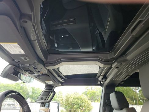 New 2025 GMC Hummer EV 3X w/ Battery Pack, 24 Module Pack image 31