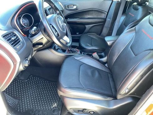 Used 2021 Jeep Compass Trailhawk image 10