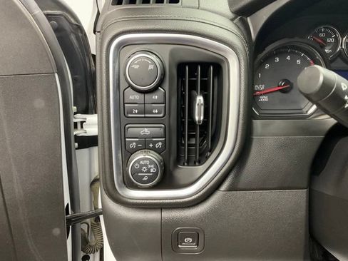 Certified 2019 Chevrolet Silverado 1500 LT w/ All-Star Edition AWD/4WD image 15