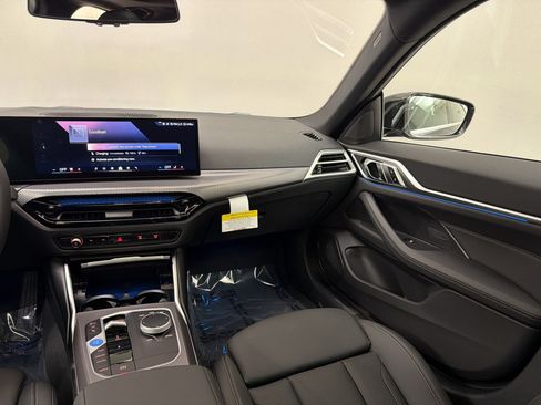 New 2026 BMW i4 eDrive40 w/ Parking Assistance Package RWD image 29