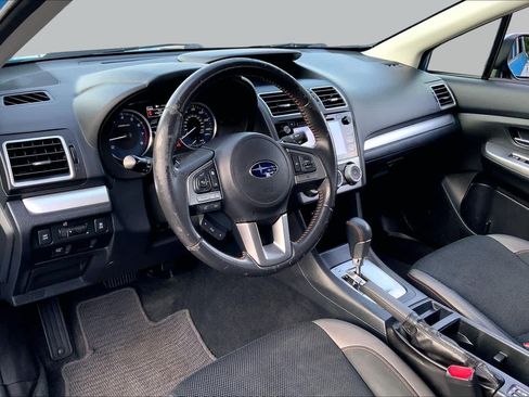 Used 2017 Subaru Crosstrek 2.0i Premium AWD/4WD image 18