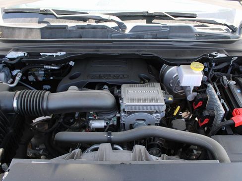 Used 2022 RAM 1500 Laramie w/ Off Road Group image 14