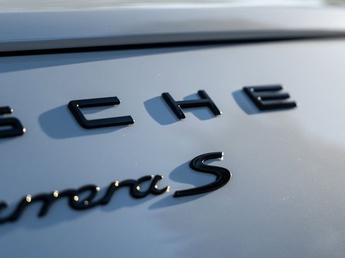 Used 2017 Porsche 911 Carrera S RWD image 25