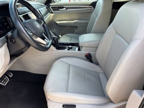 Used 2022 Volkswagen Atlas SEL R-Line AWD/4WD image 17