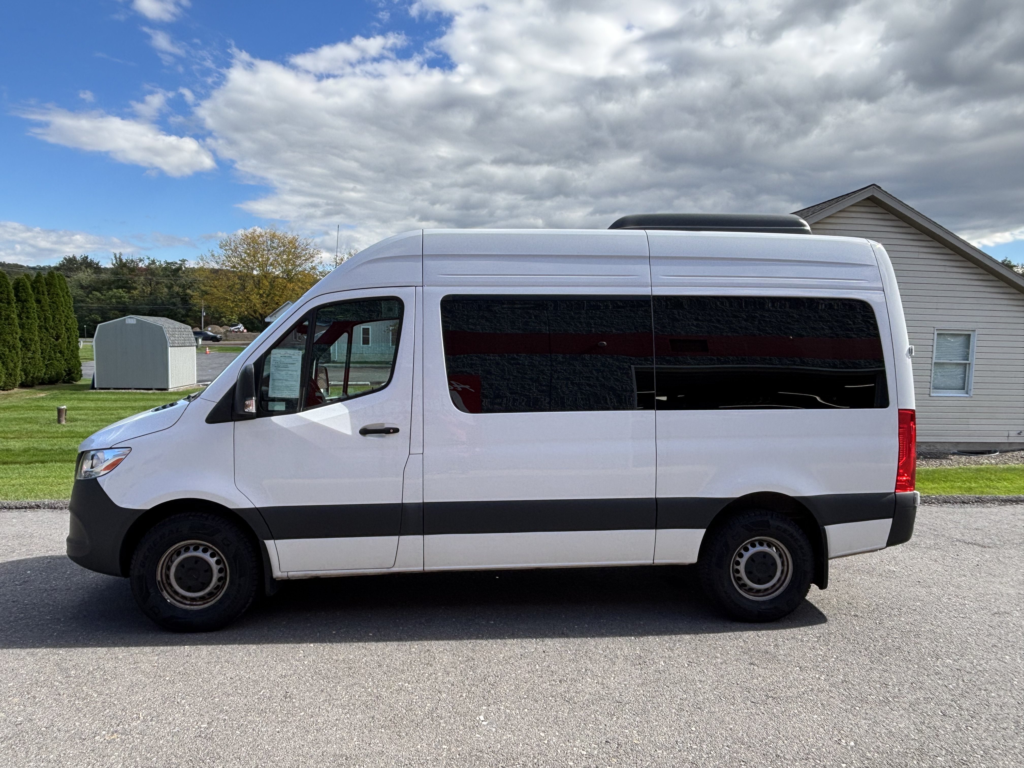 Used 2024 Mercedes-Benz Sprinter 2500 image 7