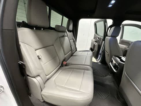 Used 2022 Chevrolet Silverado 1500 LTZ w/ LTZ Premium Package AWD/4WD image 27