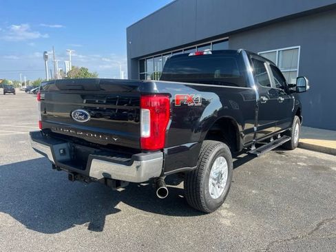 Used 2019 Ford F250 XL w/ STX Appearance Package AWD/4WD image 16