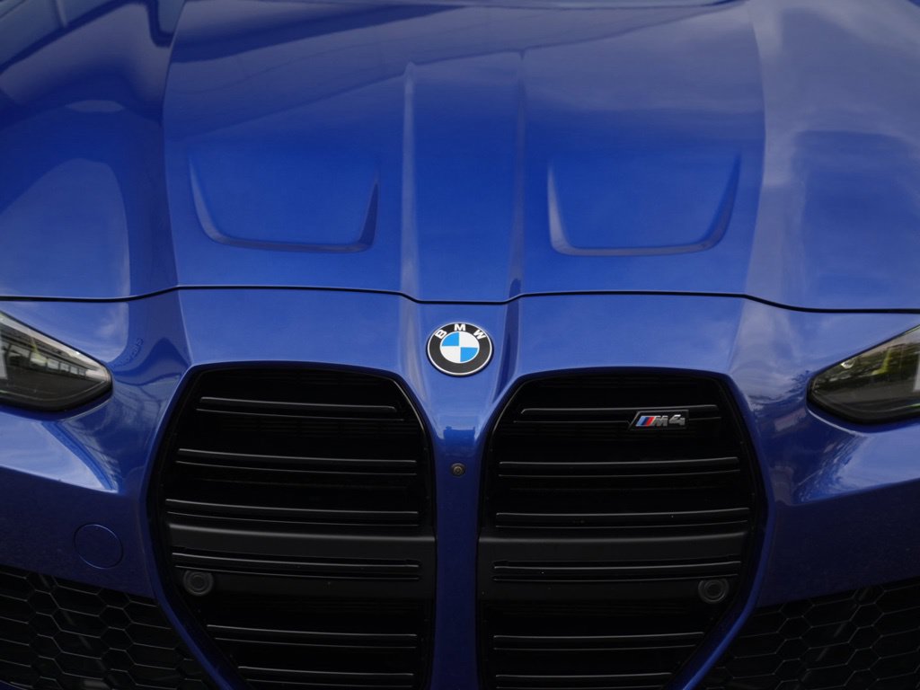Used 2025 BMW M4 Coupe w/ Executive Package RWD image 34