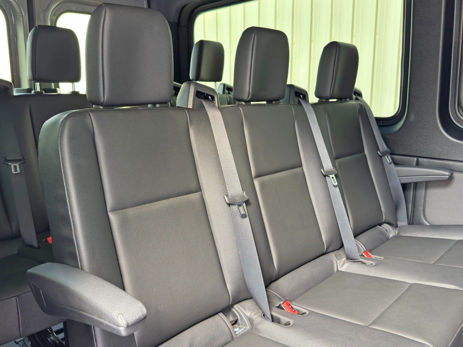 Used 2022 Mercedes-Benz Sprinter 2500 image 33