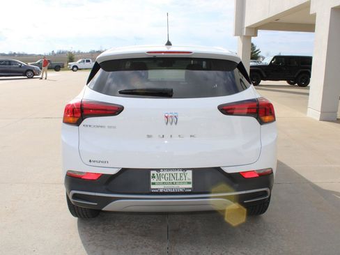 Used 2025 Buick Encore GX Preferred image 8