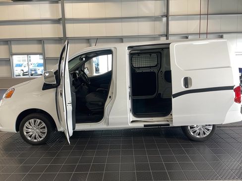 Used 2021 Nissan NV200 SV w/ Sliding Door Glass Package FWD image 5