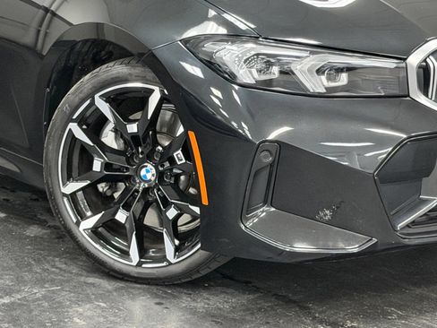 Used 2025 BMW 330i xDrive Sedan w/ M Sport Package AWD/4WD image 4