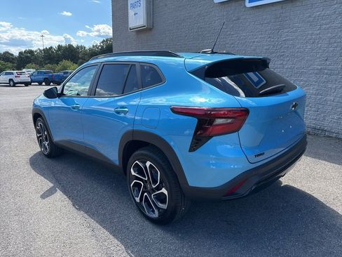 New 2025 Chevrolet Trax RS w/ Driver Confidence Package image 4