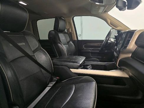 Used 2022 RAM 2500 Laramie AWD/4WD image 19
