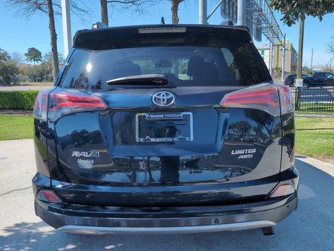 Used 2018 Toyota RAV4 Limited w/ Advanced Technology Package image 9