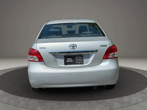 Used 2008 Toyota Yaris S FWD image 13