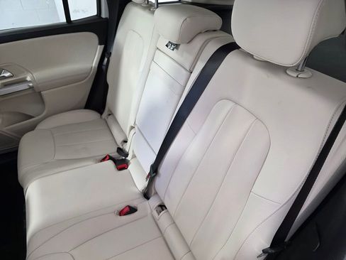 New 2026 Mercedes-Benz GLB 250 image 13