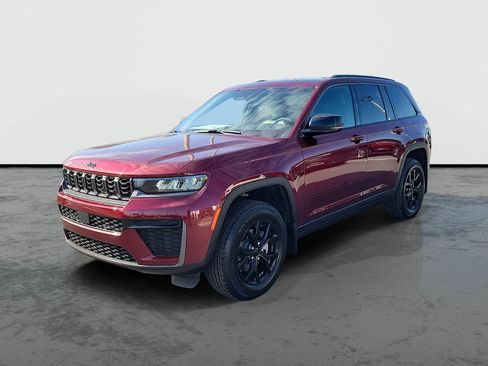 New 2026 Jeep Grand Cherokee Altitude AWD/4WD image 5