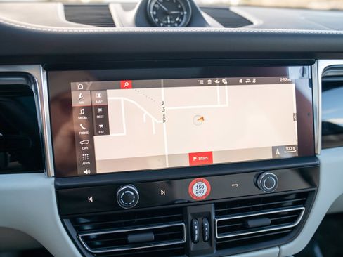 New 2026 Porsche Macan S image 19