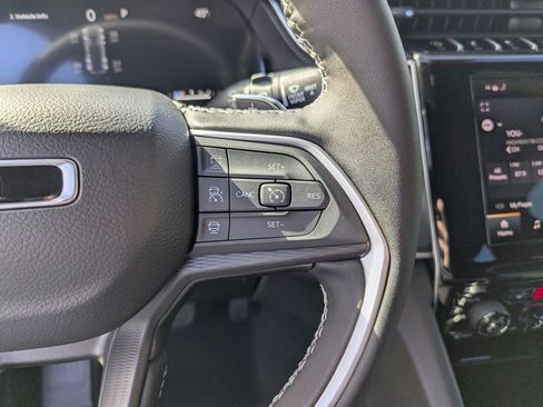 New 2025 Jeep Grand Cherokee Altitude RWD image 23