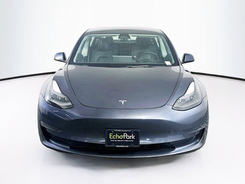 Used 2023 Tesla Model 3 Standard Range RWD image 2
