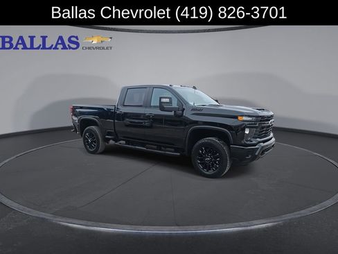 Certified 2025 Chevrolet Silverado 2500 Custom w/ Custom Value Package image 2