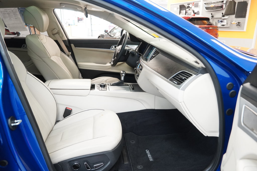 Used 2018 Genesis G80 5.0 Ultimate AWD/4WD image 34