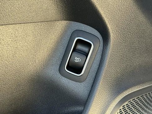 Certified 2025 Mercedes-Benz CLA 250 4MATIC image 26