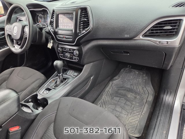 Used 2019 Jeep Cherokee Latitude w/ Popular Appearance Group FWD image 15