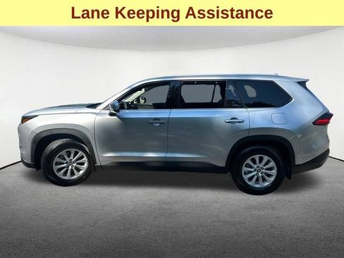 Used 2026 Toyota Grand Highlander AWD image 7