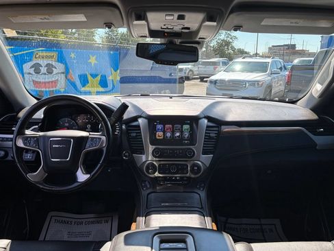 Used 2020 GMC Yukon XL Denali w/ Denali Ultimate Package AWD/4WD image 25