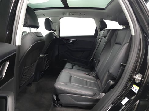 Used 2024 Audi Q7 3.0T Premium Plus AWD/4WD image 5
