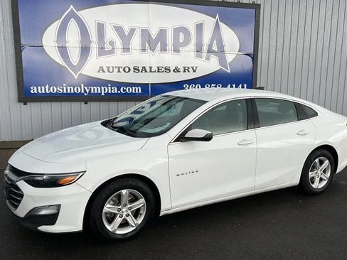 Used 2023 Chevrolet Malibu LS w/ Driver Confidence Package FWD image 1