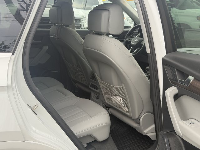 Used 2022 Audi Q5 2.0T Premium AWD/4WD image 22