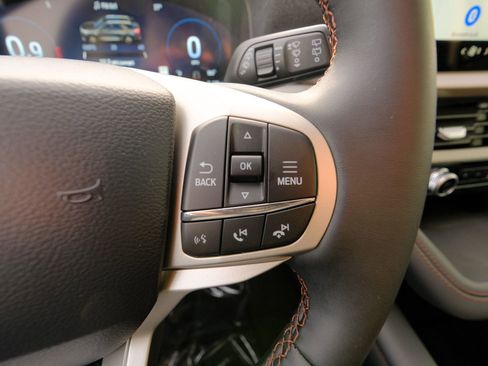 New 2026 Ford Explorer Active w/ Active Comfort Package image 38