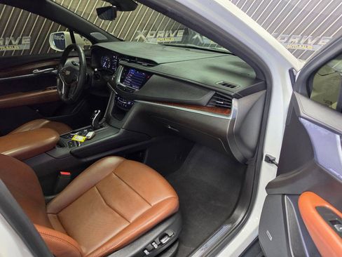 Used 2020 Cadillac XT5 Premium Luxury FWD image 15