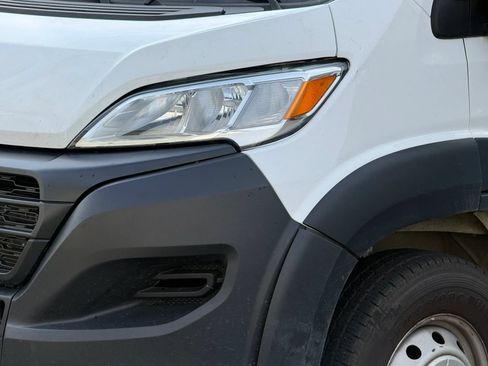Used 2023 RAM ProMaster 2500 FWD image 4