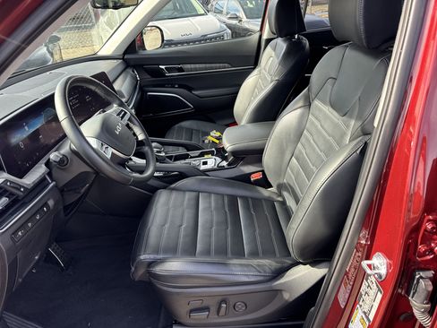 Certified 2024 Kia Telluride SX Prestige image 9