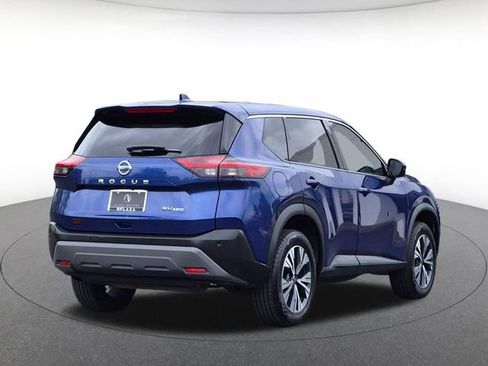 Used 2021 Nissan Rogue SV AWD/4WD image 5