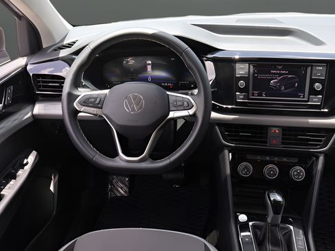 Used 2024 Volkswagen Taos S FWD image 15