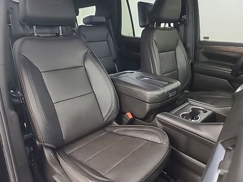 Used 2023 Chevrolet Tahoe High Country w/ Advanced Technology Package AWD/4WD image 13
