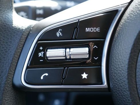 Used 2024 Kia Seltos LX image 23